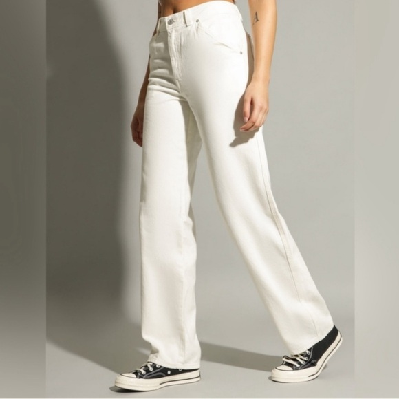 Levi's Denim - NWT Levi’s Dad Cargo Utility Pants in Rust size 2 W26 L30